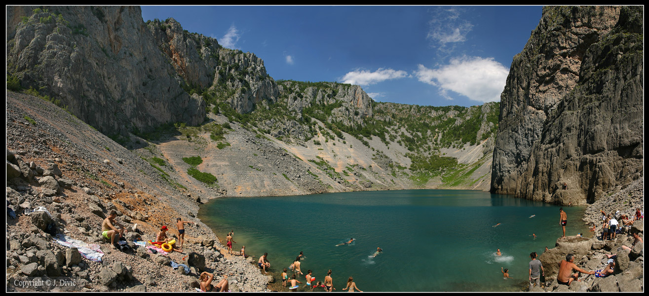 Modro Jezero Beaches View